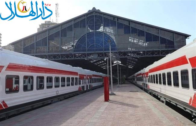 السكة الحديد: تشغيل عدد من القطارات المكيفة وقطارات النوم على خط (القاهرة – مرسى مطروح) والعكس