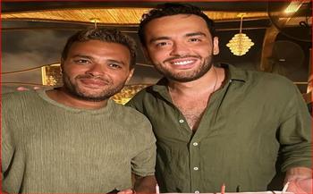 «ماينفعش نحتفل من غيره».. رامي جمال يحتفل بعيد ميلاده وبألبوم رامي صبري