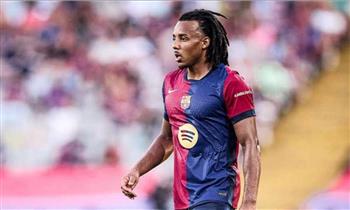 نادي برشلونة الإسباني يمدد عقد مدافعه «كوندي» لـ 3 مواسم