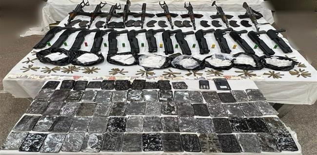 سقوط 9 مهتمين بالاتجار في المخدرات والسلاح بدمياط وأسوان
