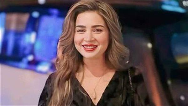 مي عز الدين تدعم أنغام بعد أزمتها الصحية: "ألف سلامة يا حبيبتي"