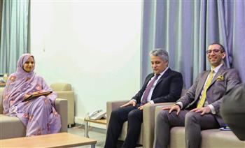 السفير المصري يبحث مع وزيرة المياه الموريتانية تعزيز التعاون المشترك  