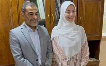 الخامس على الثانوية الأزهرية تعلق لـ«دار الهلال»: ربنا كرمني الحمد لله وهكون مترجمة قد الدنيا