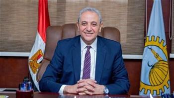 محافظ الغربية لـ"بنات الأزهر" المتفوقات: أنتن فخر مصر وأملها