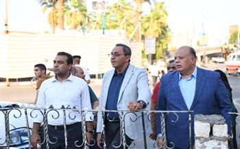 محافظ قنا يتفقد أعمال تطوير ميدان المحطة ويؤكد الالتزام بالمعايير الجمالية والهندسية