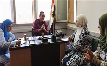 مدير عام ثقافة القليوبية يناقش خطة انطلاق المسرح المتنقل