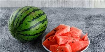 متى تقدمى لطفلك البطيخ؟
