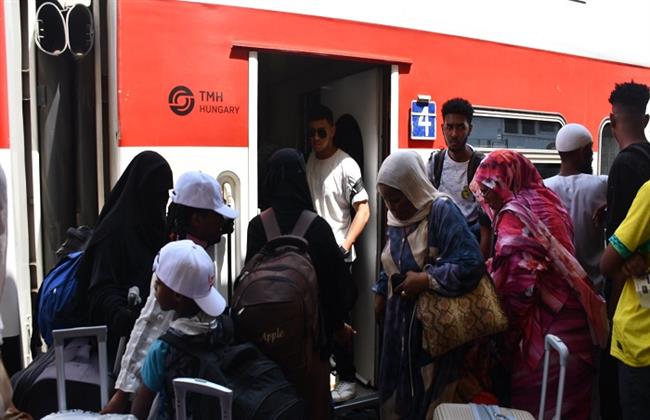 انطلاق القطار الثاني لتيسير العودة الطوعية للأشقاء السودانيين إلى وطنهم
