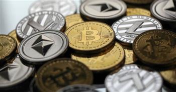 العملات الرقمية تتراجع مع جني الأرباح وترقّب قرارات الفيدرالي