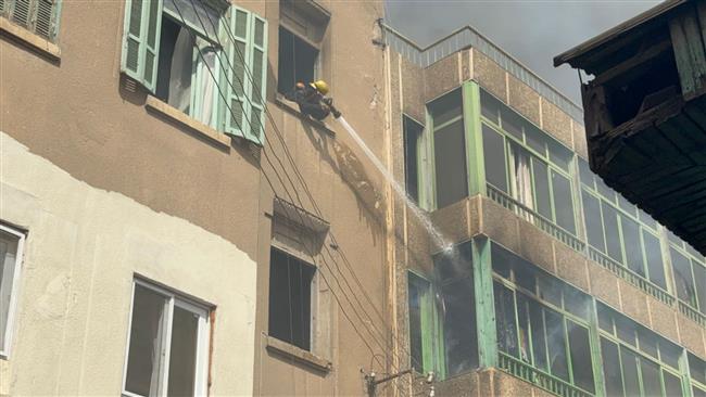 الدفع بـ 6 سيارات إطفاء للسيطرة على حريق عقار في مصر الجديدة