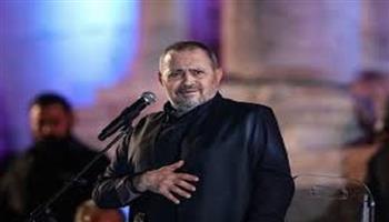 وصول جورج وسوف القاهرة لإحياء حفل ضخم بالعلمين الخميس| صور
