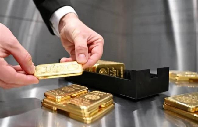 الذهب يستقر مع ترقب بيانات الوظائف الأمريكية وسط ضغوط العجز المالي وعدم اليقين التجاري