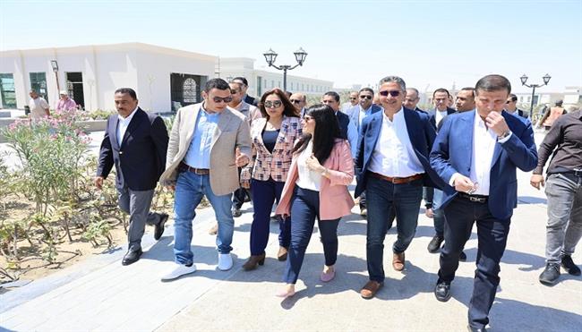 العلمين الجديدة تجسد رؤية مصر 2030.. وزراء الحكومة في زيارة ميدانية شاملة للمدينة التراثية