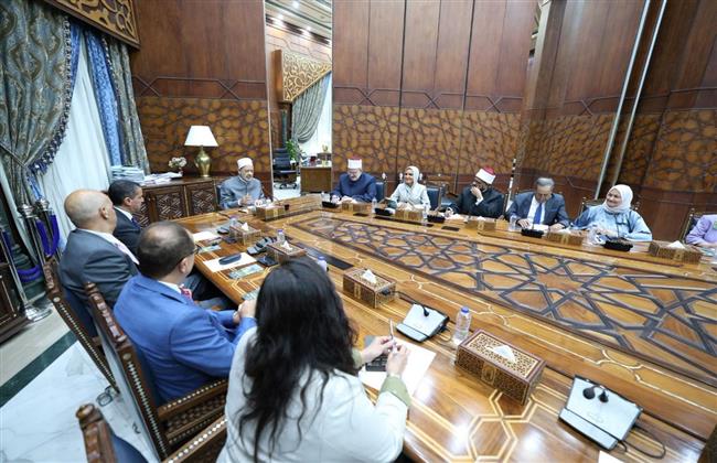 شيخ الأزهر يلتقي سفراء مصر الجدد في 27 دولة.. ويؤكِّد: نجاحكم في دعم رسالة الأزهر نجاح للدبلوماسيَّة المصريَّة