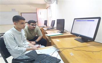 معامل جامعة الغردقة تواصل استقبال طلاب الثانوية العامة من طلاب المرحلة الأولى