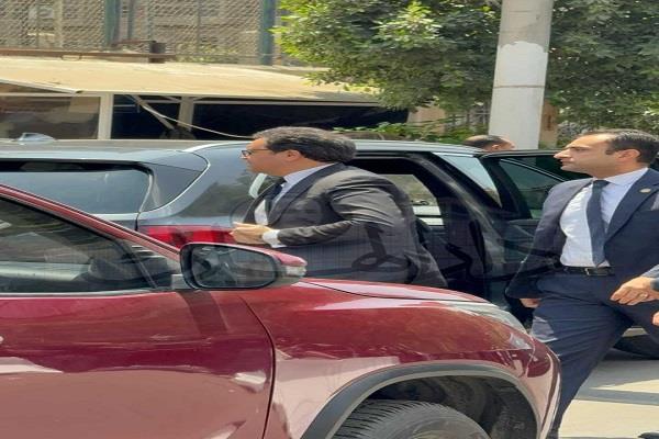 وزير الثقافة يشارك في جنازة لطفي لبيب بكنيسة مار مرقس  