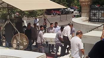 وصول جثمان لطفي لبيب إلي كنيسة مار مرقس للوداع الأخير 
