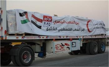 اكتمال عبور الفوج السادس من قافلة المساعدات الخامسة إلى غزة عبر كرم أبو سالم رغم تعنت الاحتلال