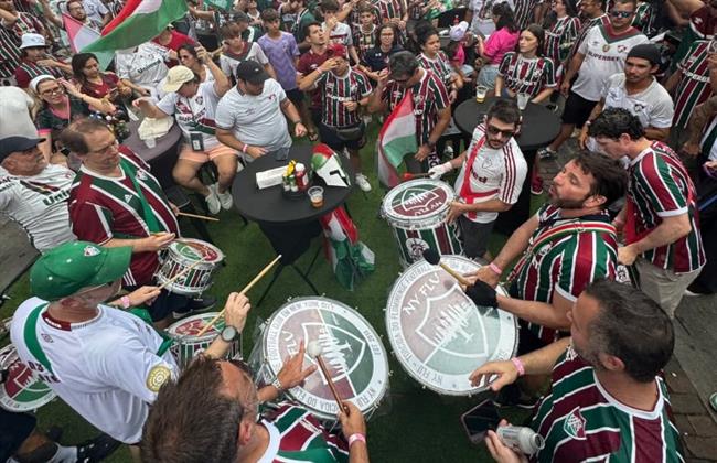 كأس العالم للأندية.. جماهير فلومينينسي تدعم اللاعبين قبل موقعة الهلال