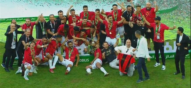 "اتحاد الجزائر" يتوج ببطولة الكأس على حساب شباب بلوزداد بثنائية نظيفة