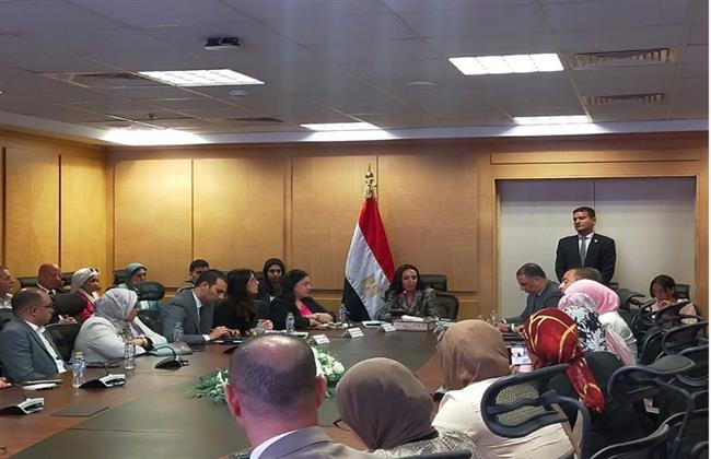 وزيرة التضامن: إغلاق 26 دار رعاية.. و10 مليارات جنيه لـ"بنك الفقراء"
