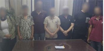 ضبط المتهمين باستدراج شخص وإجباره على توقيع 10 إيصالات أمانة في القاهرة