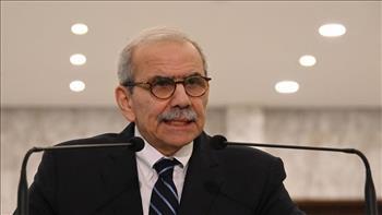 رئيس وزراء لبنان: لا إنقاذ للبنان إلا بالعمل الجاد على حصر السلاح في يد الجيش وحده