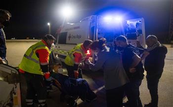 13 طفلاً جريحًا ومريضًا من غزة يصلون المستشفيات الإسبانية للعلاج