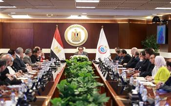 وزير الصحة يوجه بتسريع الاستجابة لاحتياجات المرضى ومتابعة نظام التقييم الدوري للعاملين