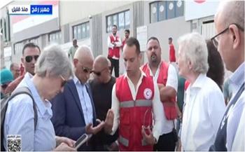 وفد من مجموعة الحكماء الداعمة للسلام يزور معبر رفح