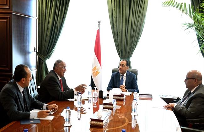 رئيس الوزراء يناقش مقترحات تعديل قانون المجلس القومي لحقوق الانسان