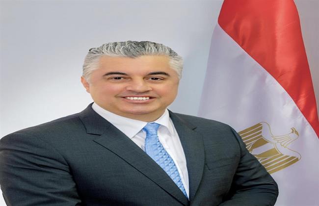 قرار جمهوري بتجديد تعيين وليد جمال الدين رئيسًا لـ «اقتصادية قناة السويس»