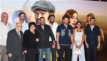 نجوم فيلم "درويش" يحتفلون بالعرض الخاص في سينما بمدينة 6 أكتوبر