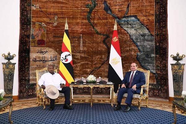الرئيسان السيسي وموسيفيني يبحثان سبل الارتقاء بالعلاقات الثنائية بين مصر وأوغندا| فيديو