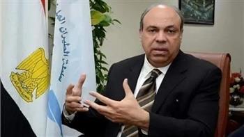 وزير الطيران المدني يتفقد مطار العلمين الدولي لمتابعة انتظام حركة التشغيل