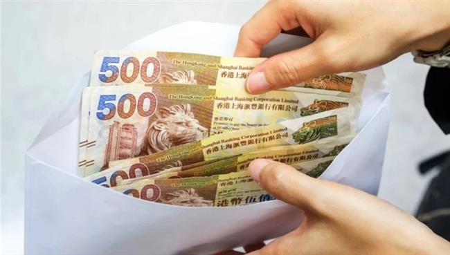 سيدة تخسر ثروة ضخمة بسبب وقوعها في الحب.. احتيال رومانسي