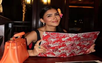 مي عمر بإطلالة جميلة في سيشيل