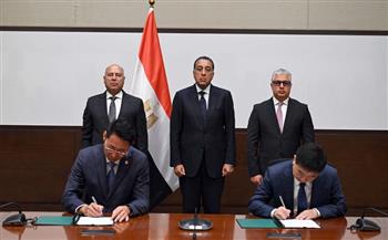 رئيس الوزراء يشهد توقيع عقد إنشاء مصنع مجموعة سايلون الصينية للإطارات بـ "اقتصادية قناة السويس" 