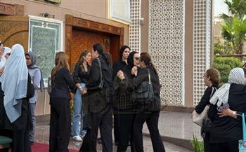 توافد أسرة وزير التموين السابق علي المصيلحي لجنازته من مسجد الشرطة