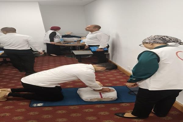 "الصحة" تستكمل المرحلة الرابعة من تدريب العاملين بمطار القاهرة على أجهزة إزالة الرجفان القلبي