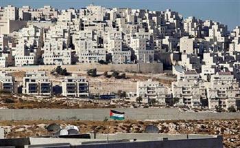 محافظة القدس: هناك مشروعات استيطانية جديدة تهدد بتهجير الخان الأحمر والتجمعات البدوية