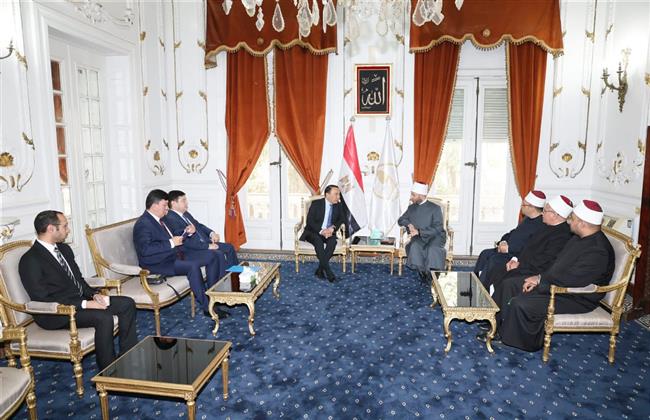 وزير الأوقاف يبحث مع سفير كازاخستان بالقاهرة تعزيز التعاون الديني والثقافي   