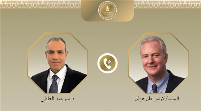 وزير الخارجية يبحث مع السيناتور هولن الوضع في غزة والحاجة لتسوية سياسية للقضية الفلسطينية