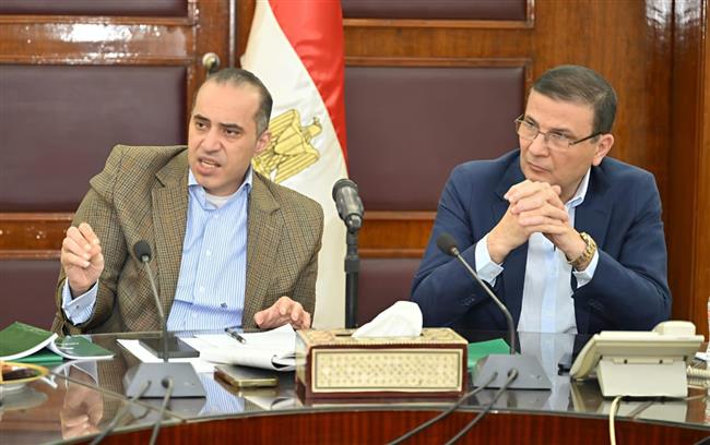 وزيرا الزراعة والشئون النيابية يؤكدان أهمية دور الجمعيات التعاونية في النهوض بالمنظومة الزراعية