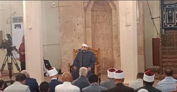 وزير الأوقاف يؤدي صلاة الجمعة بمسجد التعمير بشمال سيناء