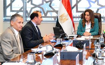 وزيرة البيئة تتابع مع برنامج الأمم المتحدة الإنمائي التقدم في مشروعات المناخ والمحميات الطبيعية