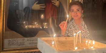 مادلين طبر تشارك في احتفالية عيد انتقال السيدة العذراء بكنيسة السريان الأرثوذكس