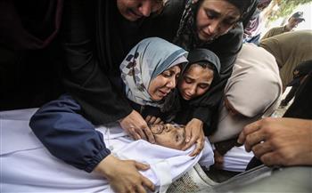 إعلام فلسطيني: 25 شهيدًا في قطاع غزة منذ فجر اليوم بينهم 12 من منتظري المساعدات