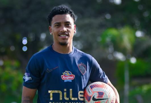 ماذا قدم خوان ألفينا في أول مباراة له مع الزمالك ضد المقاولون؟  