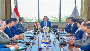 وزير التموين يتابع الموقف التنفيذي للمستودع الاستراتيجي العملاق بالأقصر